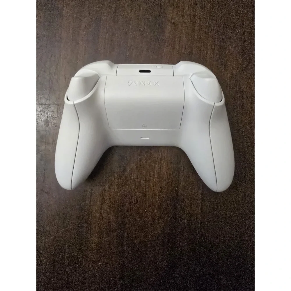Microsoft Xbox One‎ S 1TB Console Bundle  w/ Wireless Controller And 1 Game